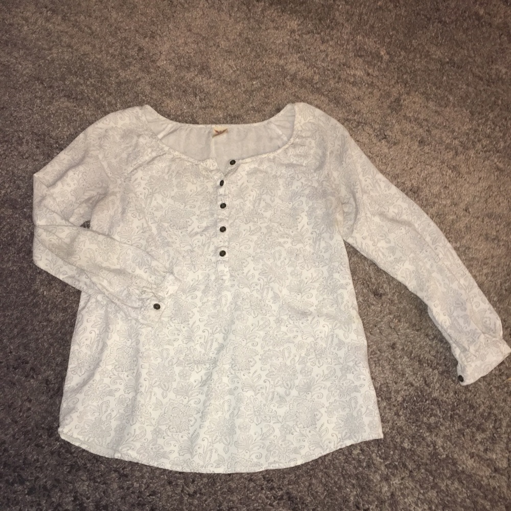 Cute flowy top